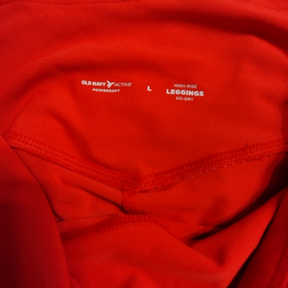 EUC Old Navy Active High-Rise Red Leggings LARGE Gym Exercise Outdoor Go Dry - Picture 4 of 5